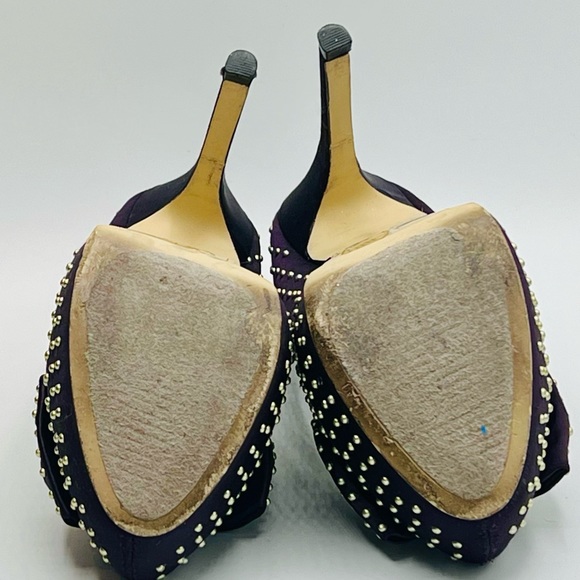 BEBE LIZZY Satin Gold Studded Purple Bow Platform 5”/2” Heels Size 7 - Picture 7 of 9